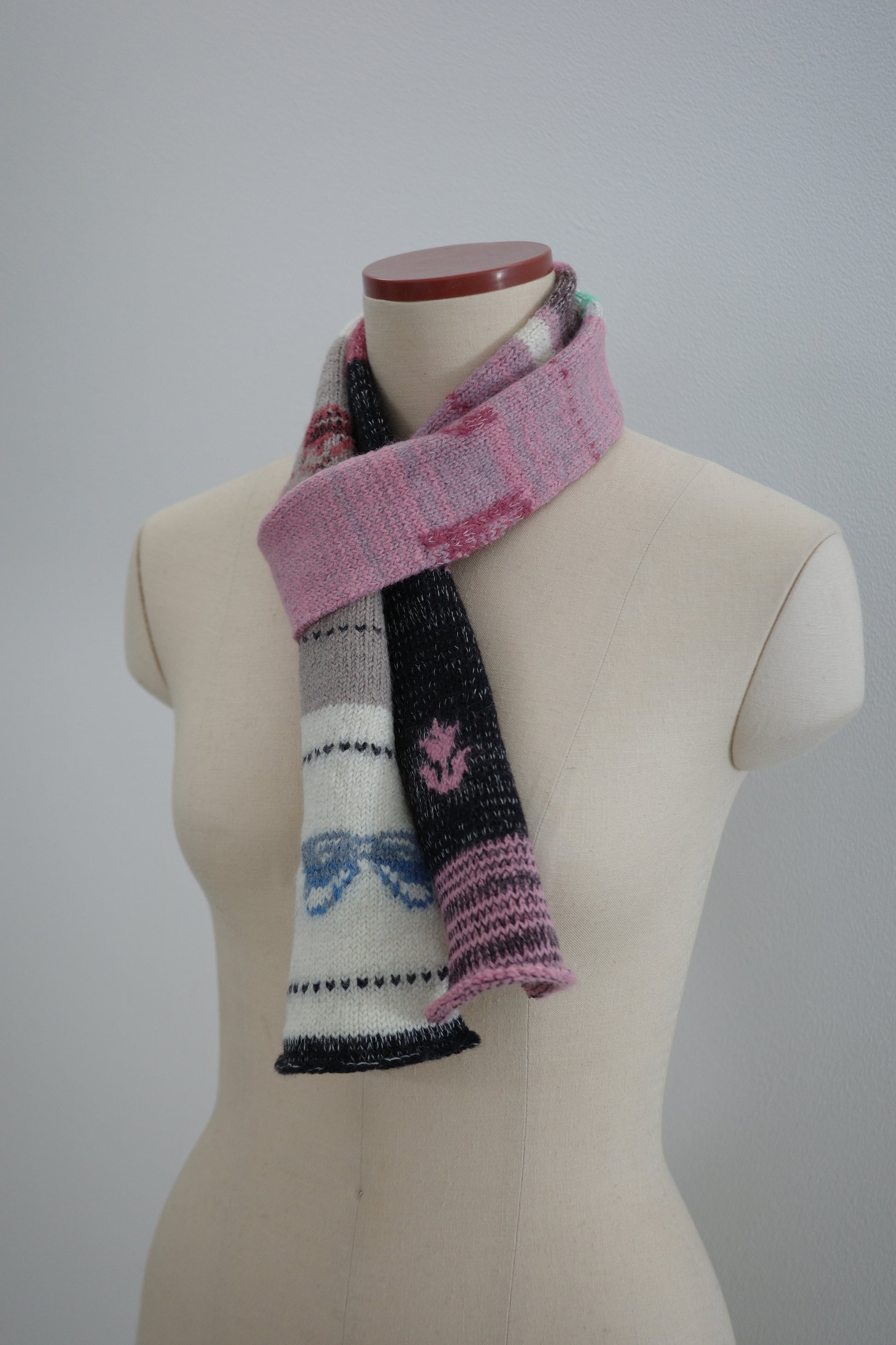 Skinny scarf