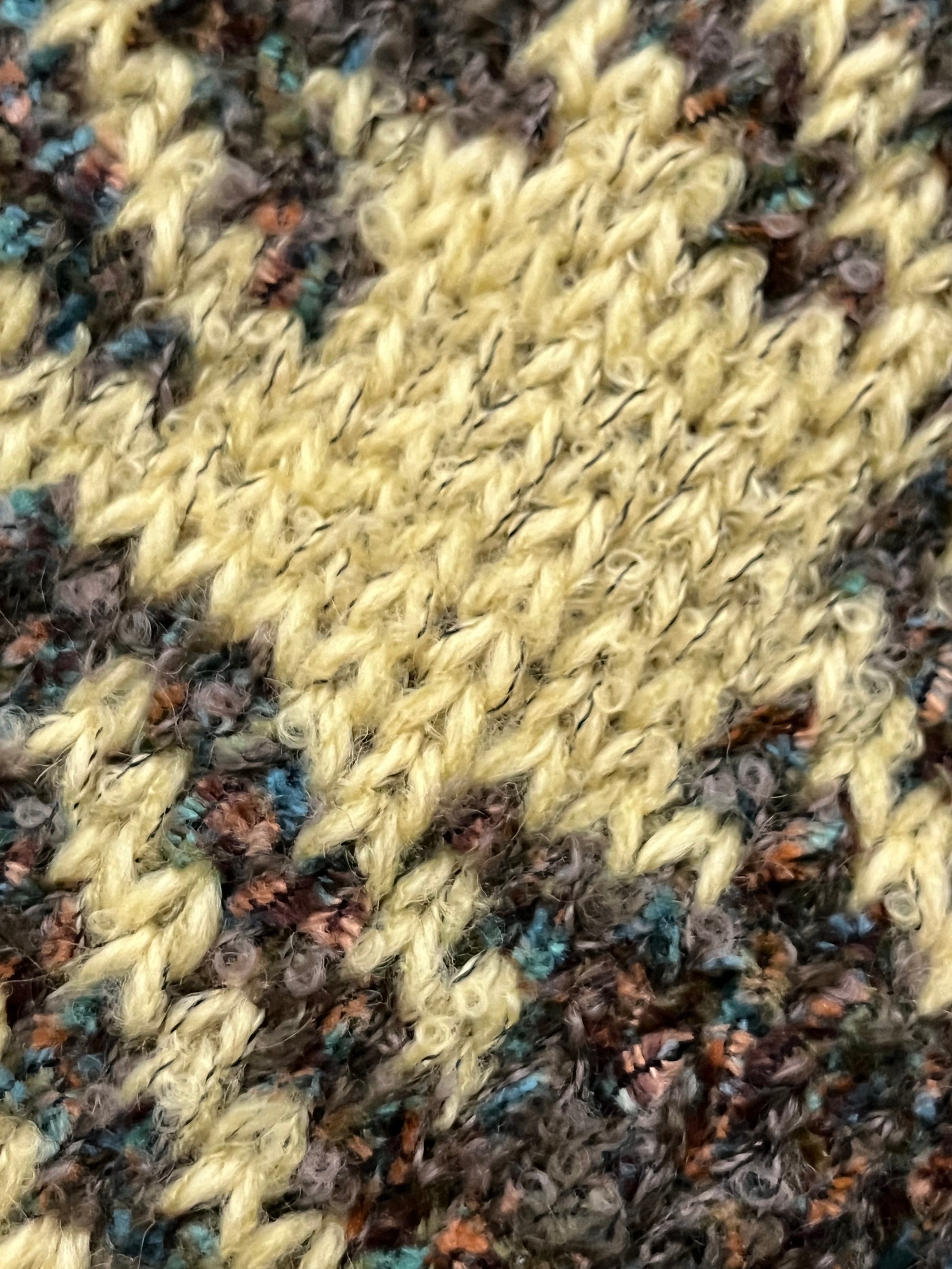Narrow scarf