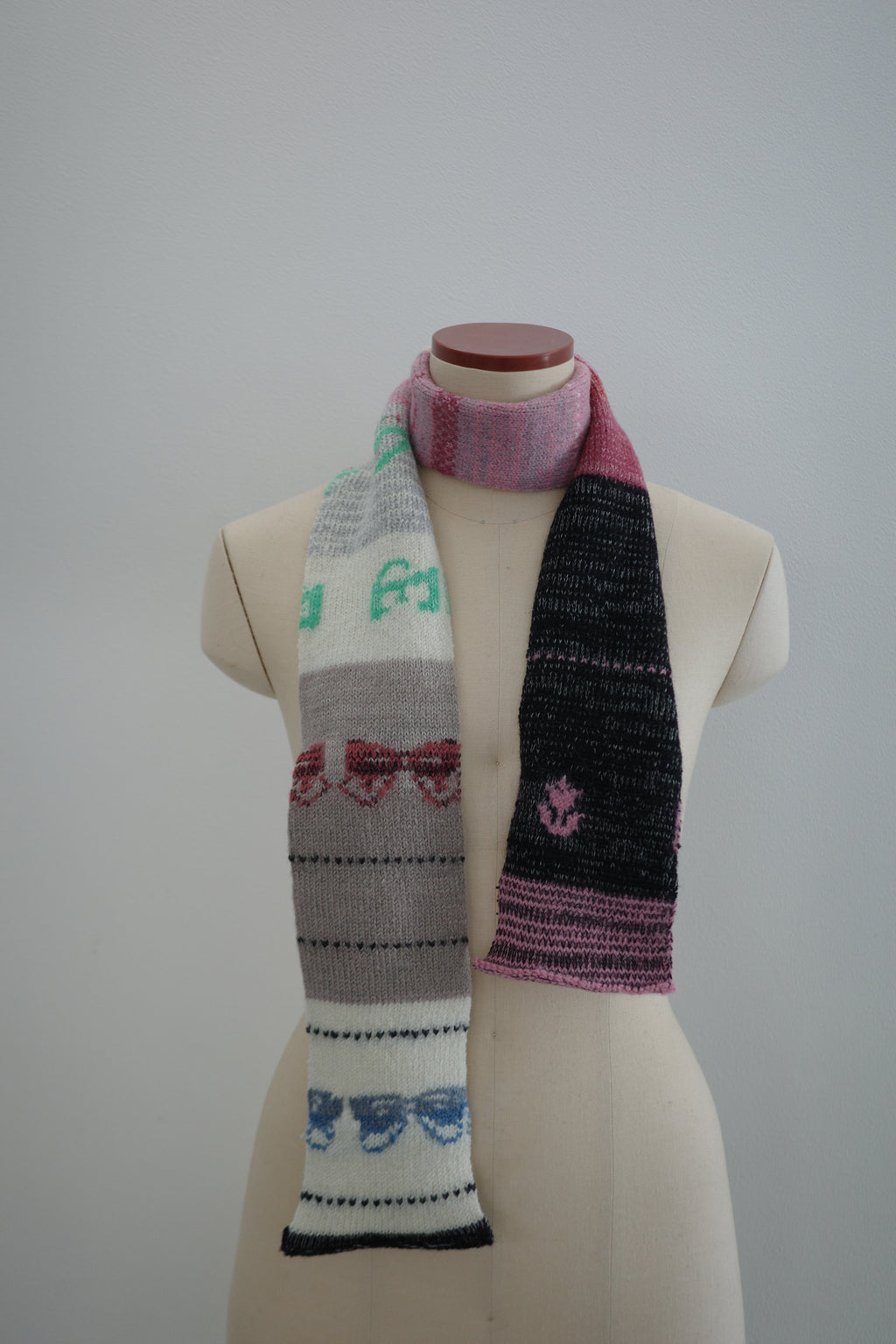 Skinny scarf