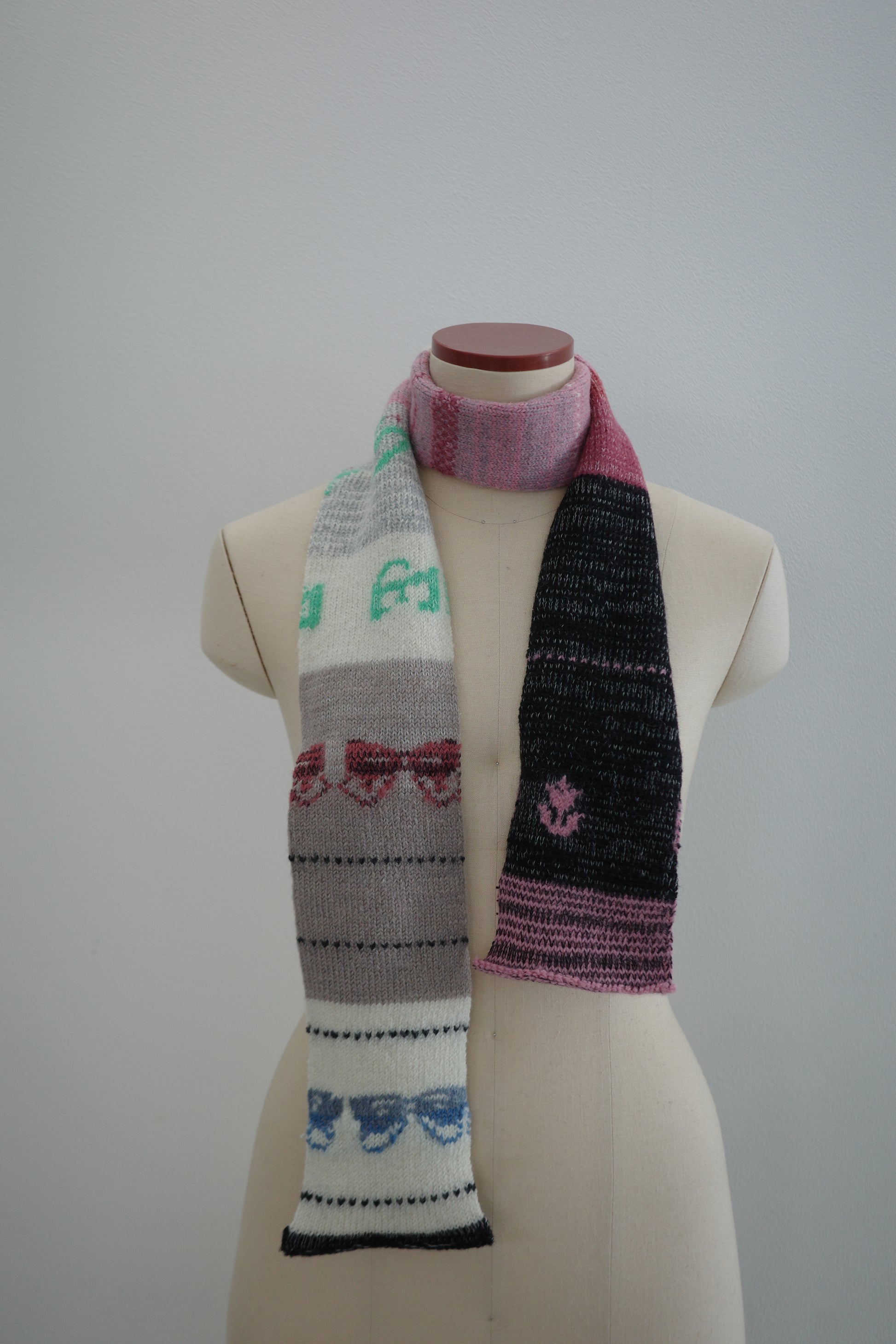 Skinny scarf