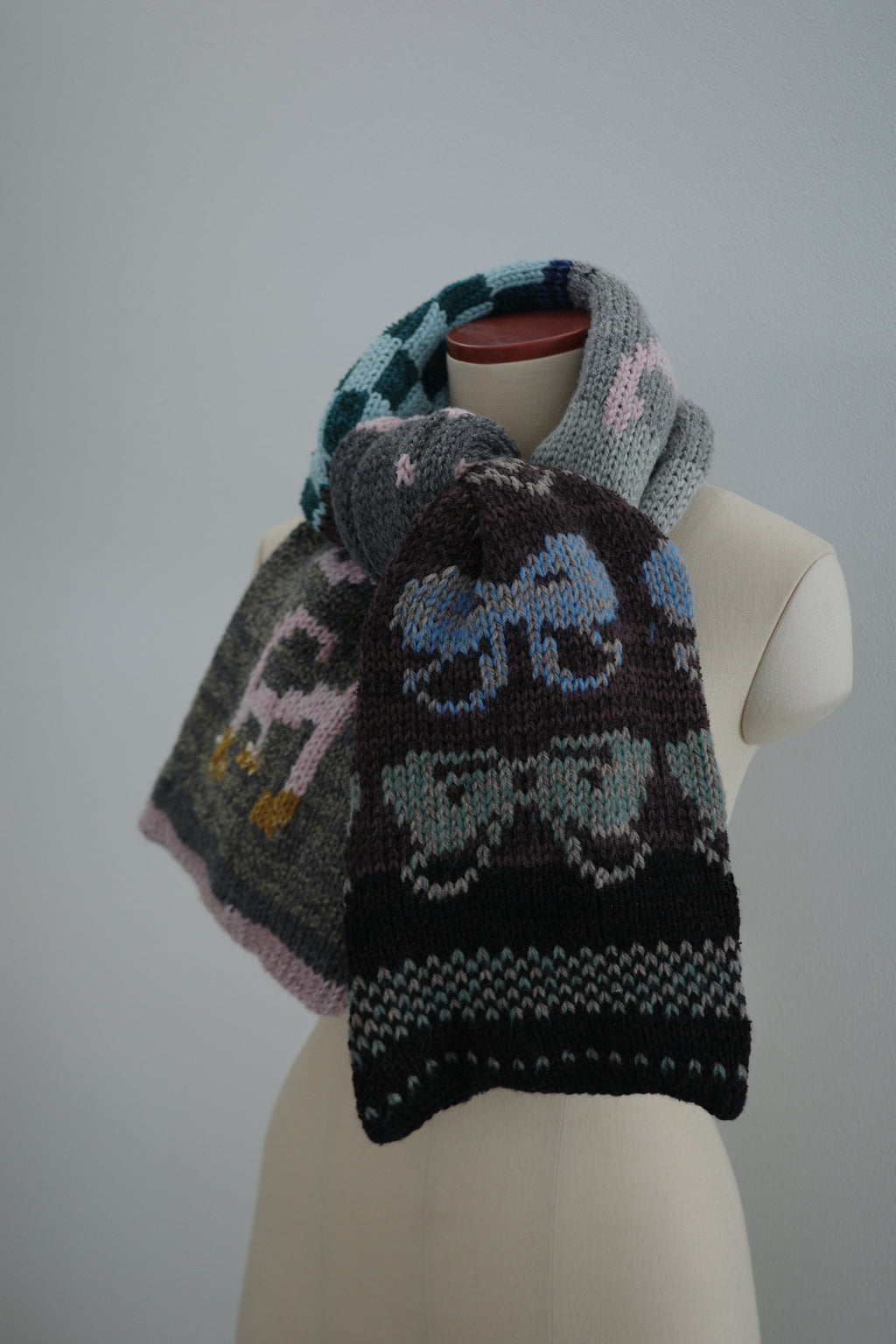 Big Scarf (short)