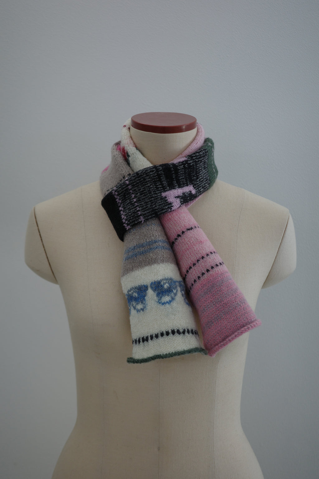 Skinny scarf