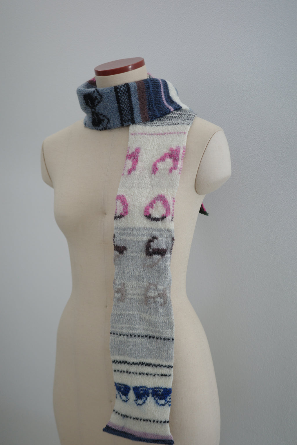 Skinny scarf