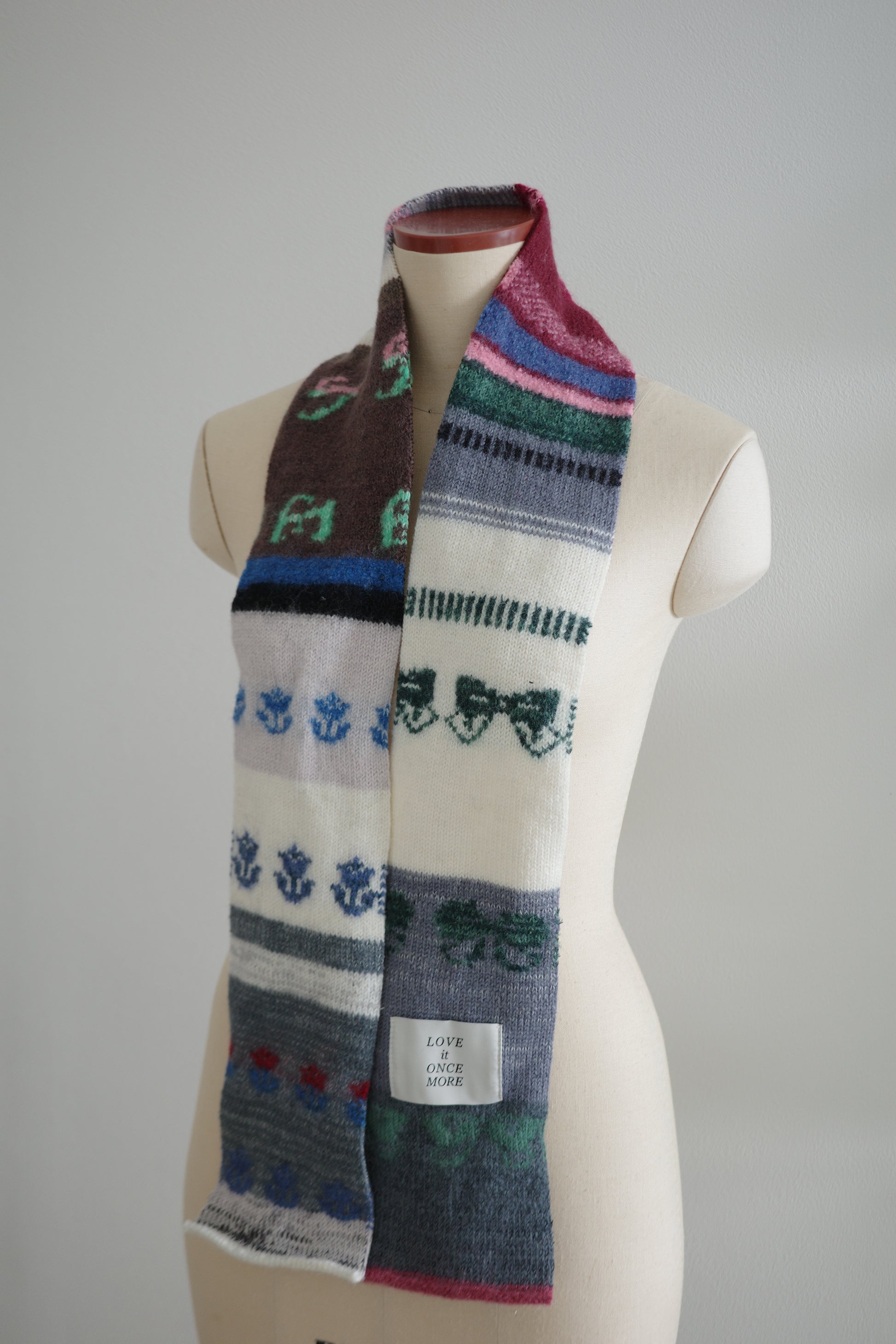 Skinny scarf