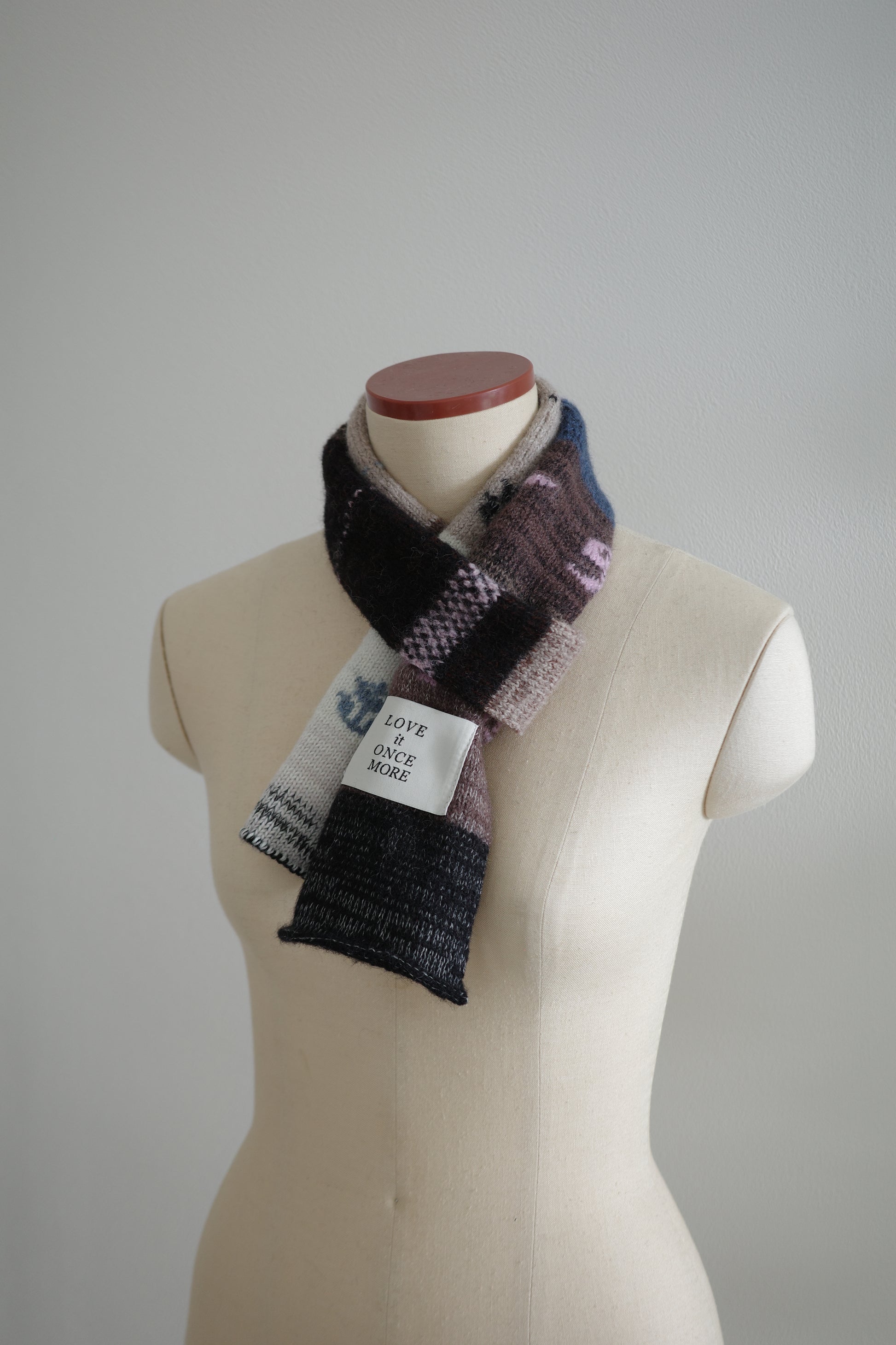 Skinny scarf