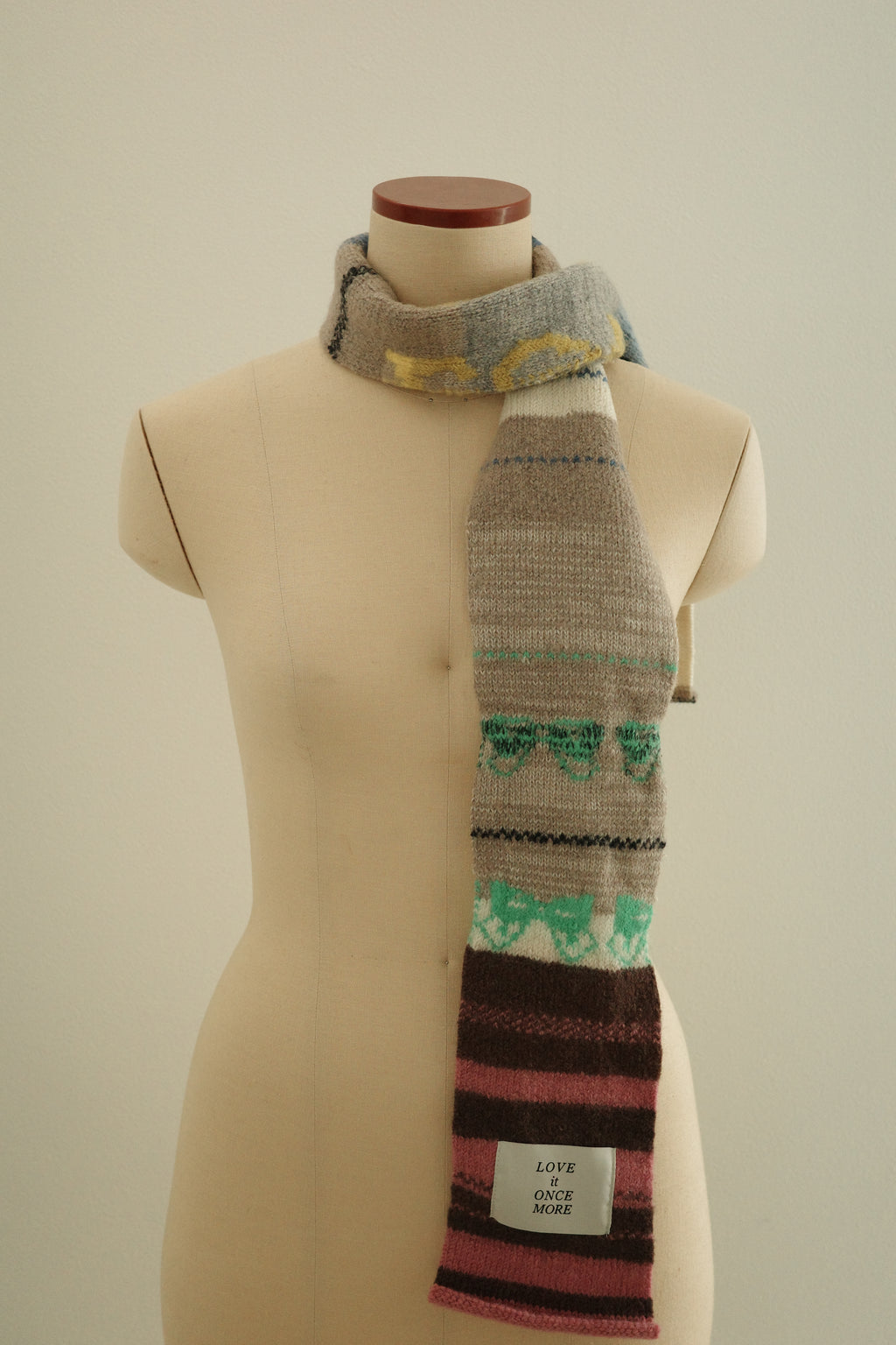Skinny scarf