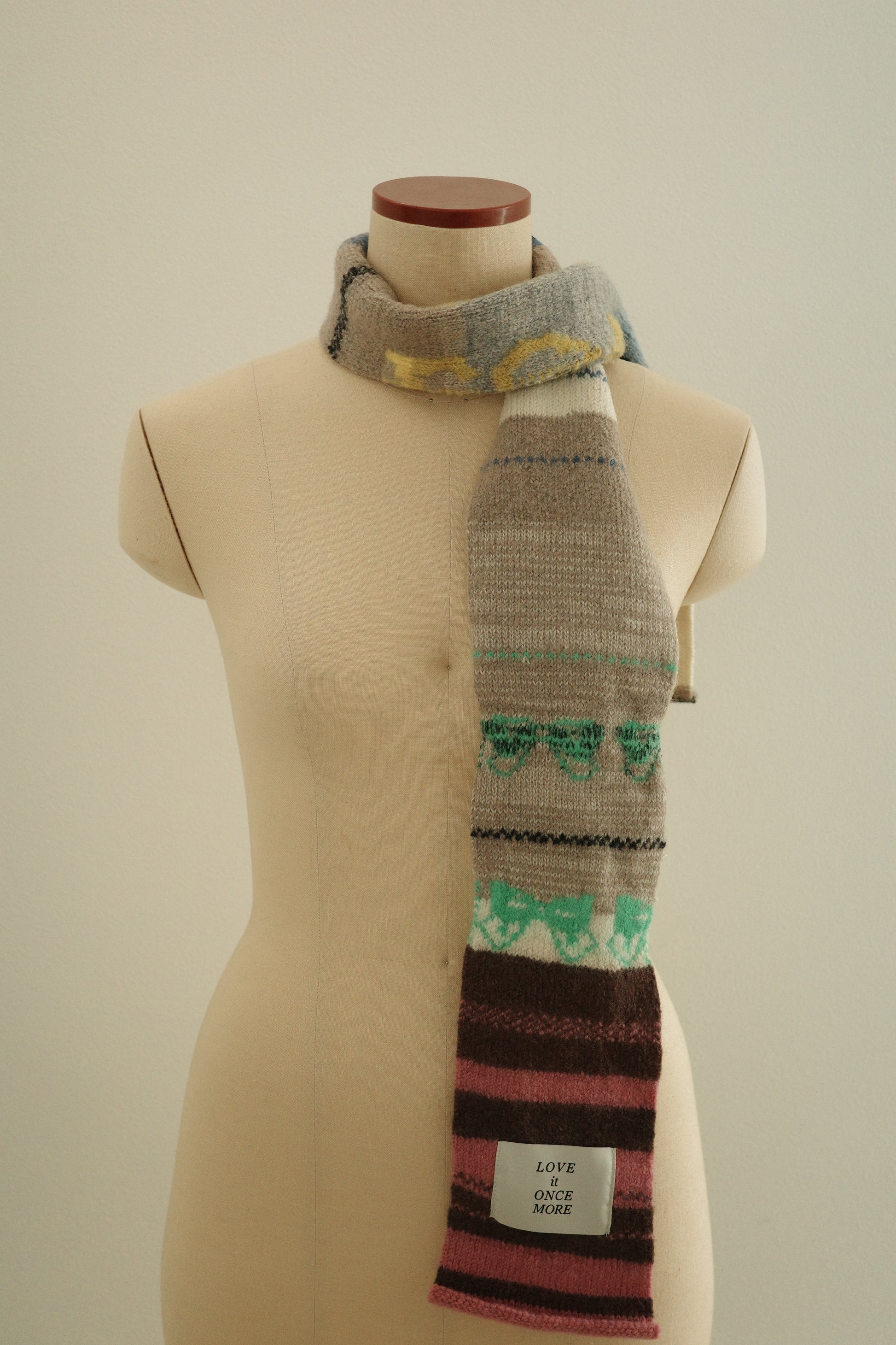 Skinny scarf