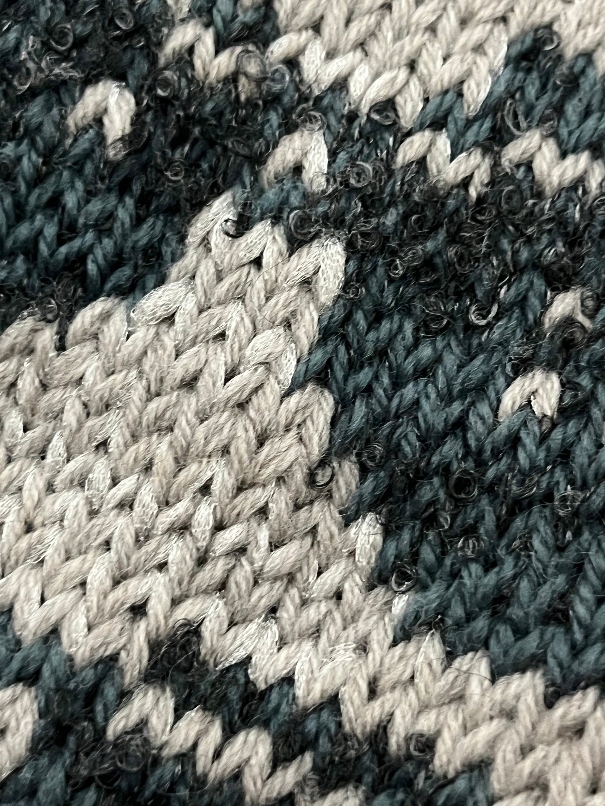 Narrow scarf