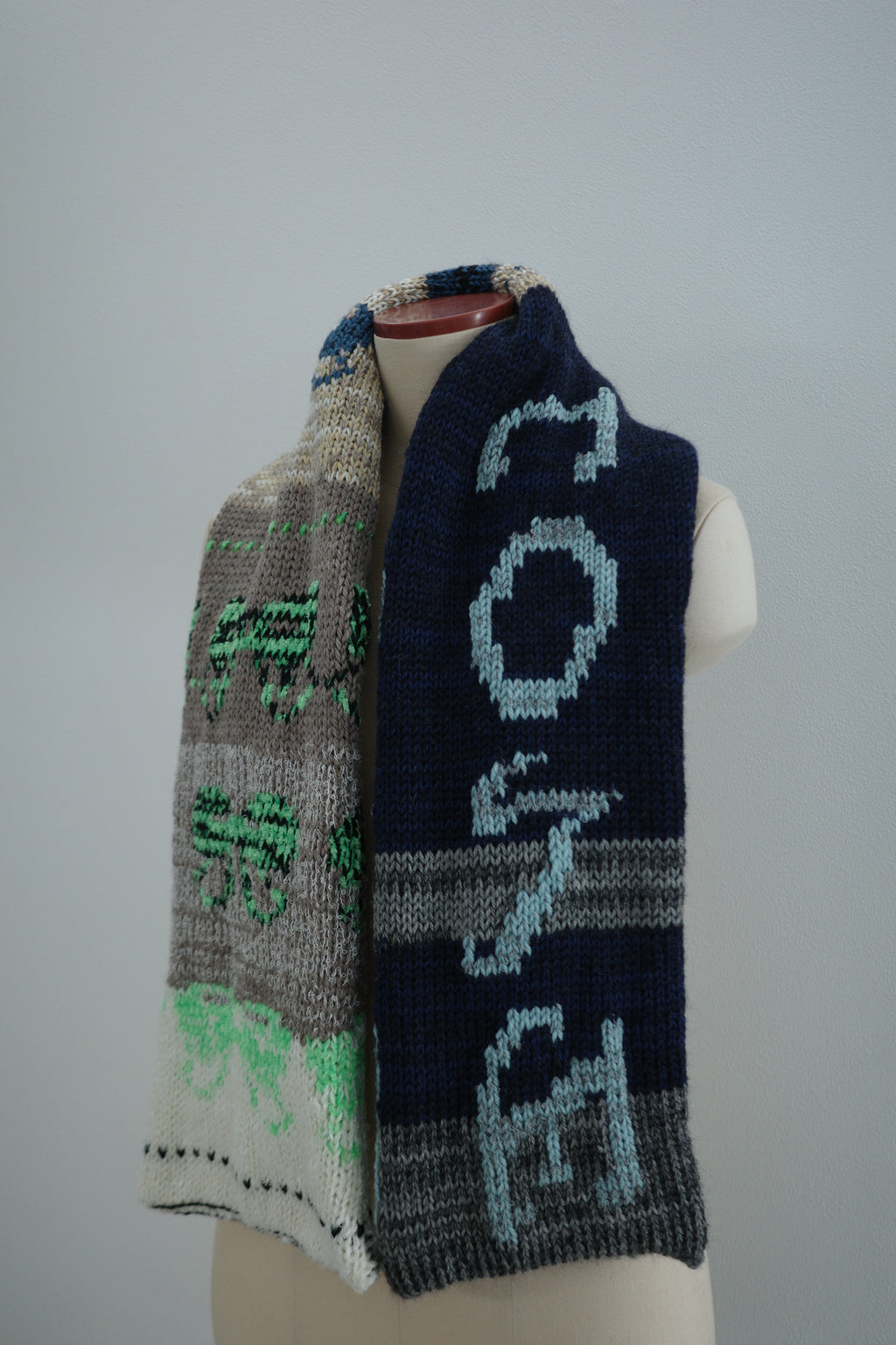 Big Scarf (short)