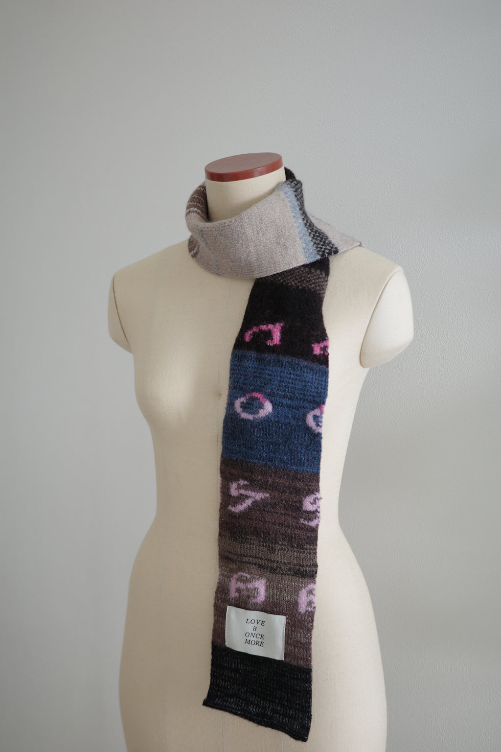Skinny scarf